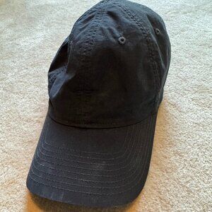 Men's Black Adjustable Baseball Cap - Unbranded